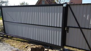 Купить сваи для ворот в Нижнеудинск. Заказать ворота на сваях под ключ от 21471 руб
