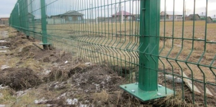 Купить сваи для ограждения от производителя в Нижнеудинске от 1381 руб: низкая цена, быстрая установка